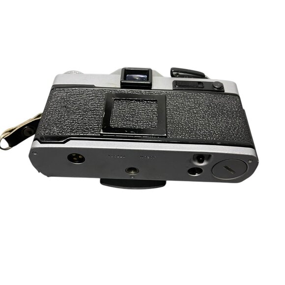 Yashica Camera Lot of 3 FR FR2 Chrome Black FOR PARTS NOT TESTED - Picture 8 of 8